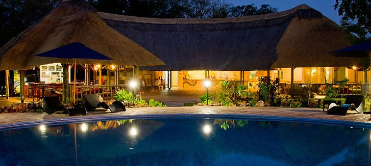a'zambezi river lodge